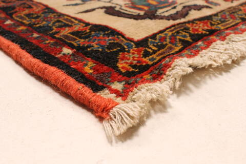 Bakhtiar Multicolor Hand Knotted 123 X 165  Area Rug 250-30499 Image 5