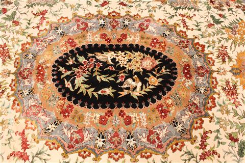 Tabriz Green Hand Knotted 120 X 185 Area Rug 250-30505 Image 7