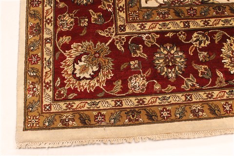 Agra Beige Square Hand Knotted 120 X 120 Area Rug 250-30508 Image 6