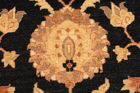 Pishavar Black Hand Knotted 133 X 178 Area Rug 250-30521 Image 2