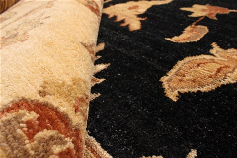 Pishavar Black Hand Knotted 133 X 178 Area Rug 250-30521 Image 7