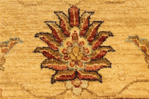 Ziegler Beige Hand Knotted 91 X 162  Area Rug 250-30531 Image 12