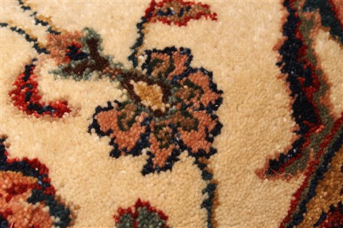 Kashan Beige Hand Knotted 100 X 182 Area Rug 250-30536 Image 10
