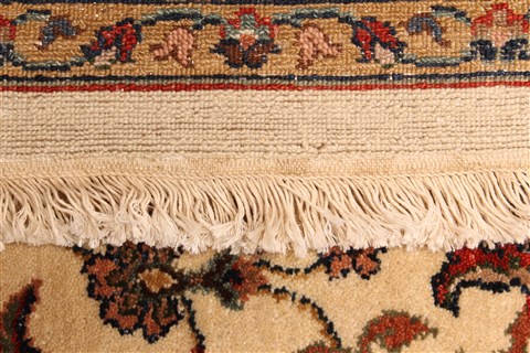 Kashan Beige Hand Knotted 100 X 182 Area Rug 250-30536 Image 4