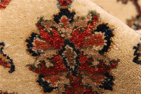 Kashan Beige Hand Knotted 100 X 182 Area Rug 250-30536 Image 8