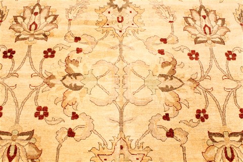 Pishavar Beige Hand Knotted 121 X 179 Area Rug 250-30547 Image 14