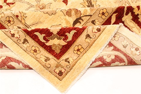 Pishavar Beige Hand Knotted 121 X 179 Area Rug 250-30547 Image 7