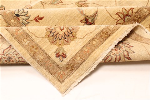 Ziegler Beige Hand Knotted 811 X 181 Area Rug 250-30550 Image 5