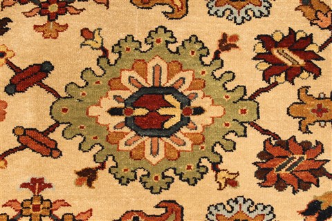 Serapi Beige Hand Knotted 80 X 1510 Area Rug 250-30560 Image 2