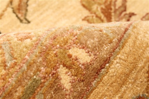 Serapi Beige Hand Knotted 120 X 200 Area Rug 250-30568 Image 11