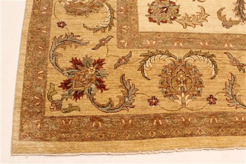 Serapi Beige Hand Knotted 120 X 200 Area Rug 250-30568 Image 15