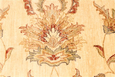 Serapi Beige Hand Knotted 120 X 200 Area Rug 250-30568 Image 2