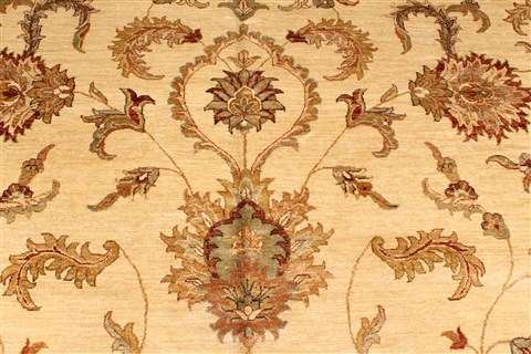 Serapi Beige Hand Knotted 120 X 200 Area Rug 250-30568 Image 4