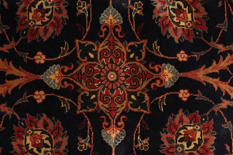 Semnan Red Hand Knotted 1111 X 178 Area Rug 250-30569 Image 2