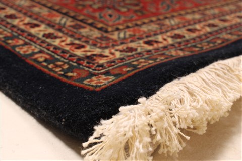 Semnan Red Hand Knotted 1111 X 178 Area Rug 250-30569 Image 5