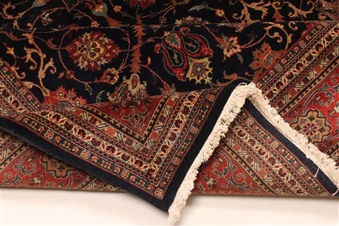 Semnan Red Hand Knotted 1111 X 178 Area Rug 250-30569 Image 9