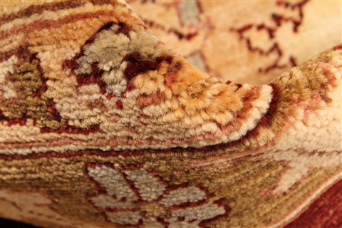 Pishavar Beige Hand Knotted 128 X 159  Area Rug 250-30570 Image 9