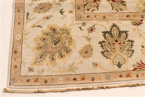 Chobi Beige Hand Knotted 124 X 1611 Area Rug 250-30590 Image 7