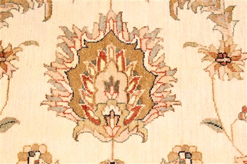 Ziegler Beige Square Hand Knotted 122 X 126 Area Rug 250-30604 Image 2
