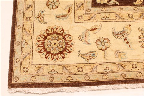 Pishavar Brown Hand Knotted 120 X 1410 Area Rug 250-30610 Image 5