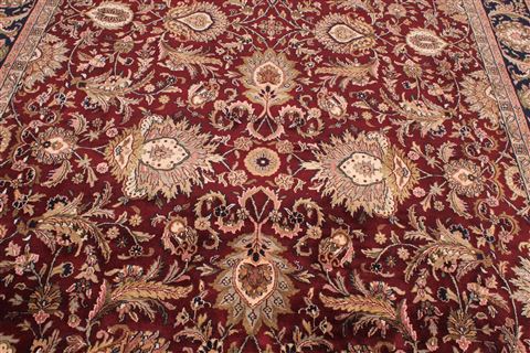 Kashan Red Hand Knotted 89 X 121 Area Rug 301-30612 Image 3