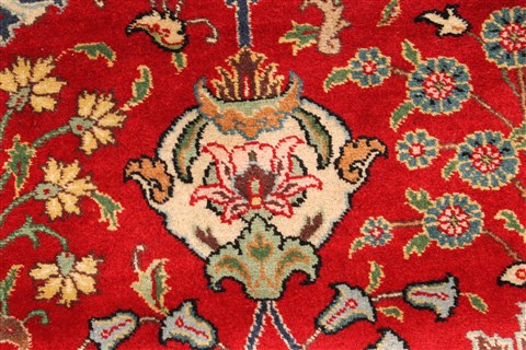 Tabriz Beige Hand Knotted 910 X 161 Area Rug 250-30619 Image 3