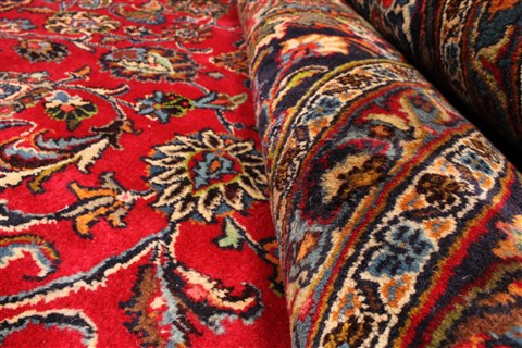 Mashad Red Hand Knotted 110 X 153 Area Rug 250-30630 Image 8