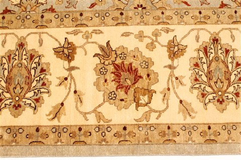 Ziegler Beige Hand Knotted 120 X 146 Area Rug 250-30632 Image 7