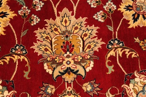 Tabriz Beige Hand Knotted 121 X 151 Area Rug 250-30636 Image 2