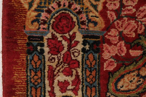 Sarouk Red Hand Knotted 44 X 64 Area Rug 400-30643 Image 9