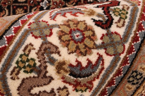 Mahi Beige Hand Knotted 510 X 91 Area Rug 256-30679 Image 3