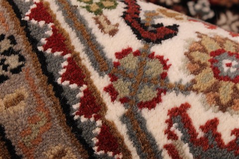 Mahi Beige Hand Knotted 510 X 91 Area Rug 256-30679 Image 5
