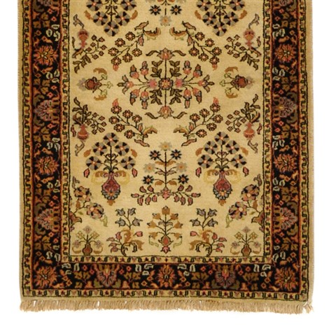 Sarouk White Runner Hand Knotted 28 X 97 Area Rug 276-30683 Image 2