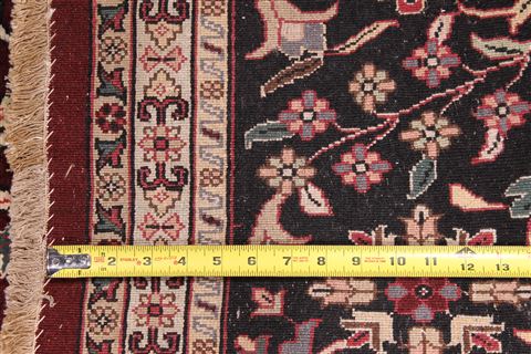 Sarouk Beige Hand Knotted 88 X 1110 Area Rug 301-30688 Image 3