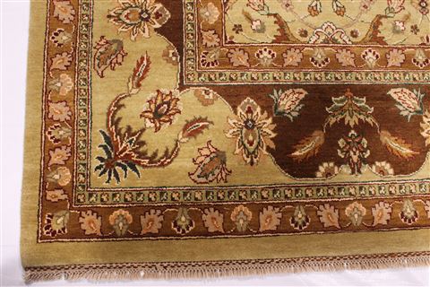 Jaipur Yellow Hand Knotted 91 X 115 Area Rug 301-30697 Image 1