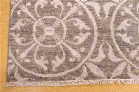 Oushak Beige Hand Knotted 90 X 117 Area Rug 256-30717 Image 4