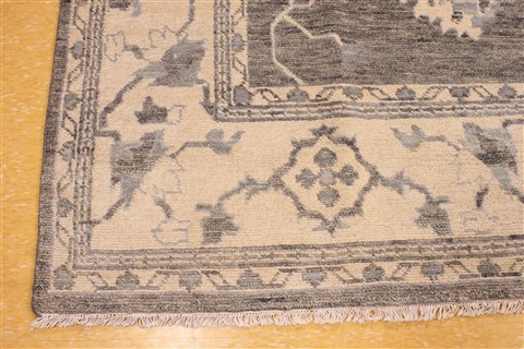 Oushak Beige Hand Knotted 92 X 127  Area Rug 256-30720 Image 1