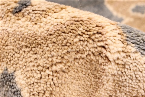 Oushak Beige Hand Knotted 81 X 100 Area Rug 256-30742 Image 10