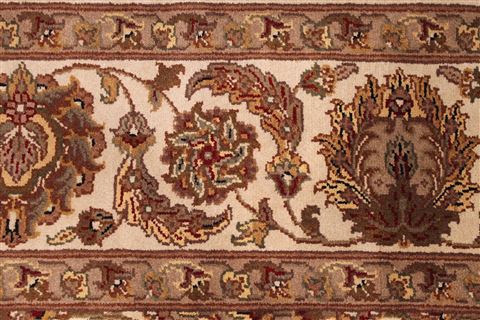 Jaipur White Hand Knotted 90 X 119 Area Rug 301-30770 Image 10