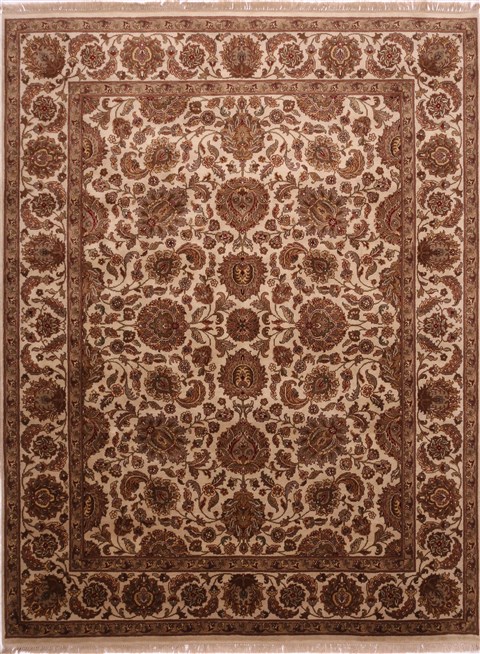Jaipur White Hand Knotted 90 X 119 Area Rug 301-30770 Image 0