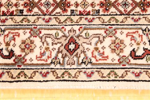 Mahi Beige Runner Hand Knotted 27 X 206 Area Rug 256-30779 Image 4