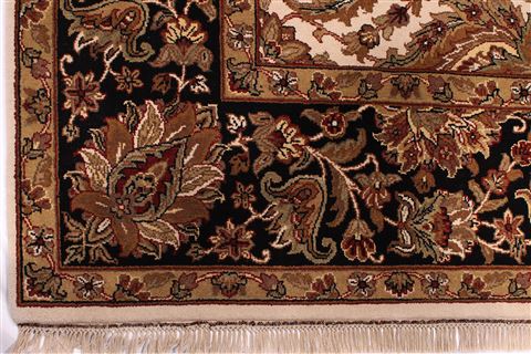 Jaipur White Hand Knotted 93 X 122 Area Rug 301-30784 Image 1