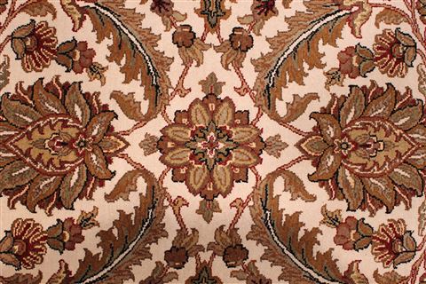 Jaipur White Hand Knotted 93 X 122 Area Rug 301-30784 Image 3