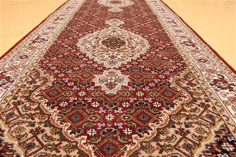 Mahi Beige Runner Hand Knotted 29 X 242  Area Rug 256-30785 Image 6