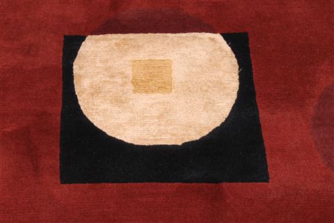 Indo-Tibetan Red Hand Knotted 90 X 121 Area Rug 301-30874 Image 10