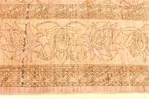 Pishavar Beige Hand Knotted 129 X 159 Area Rug 256-30898 Image 4