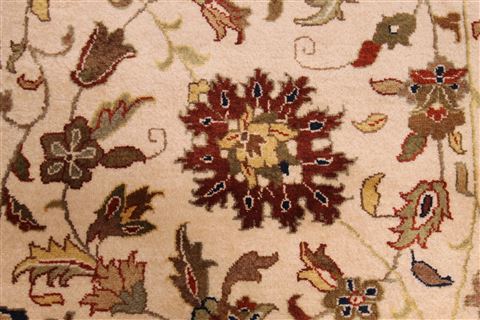Jaipur White Hand Knotted 99 X 138 Area Rug 301-30940 Image 9
