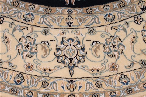 Nain Blue Round Hand Knotted 69 X 69 Area Rug 254-31316 Image 1