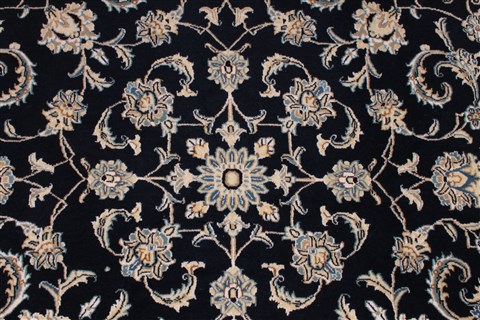 Nain Blue Round Hand Knotted 69 X 69 Area Rug 254-31316 Image 2