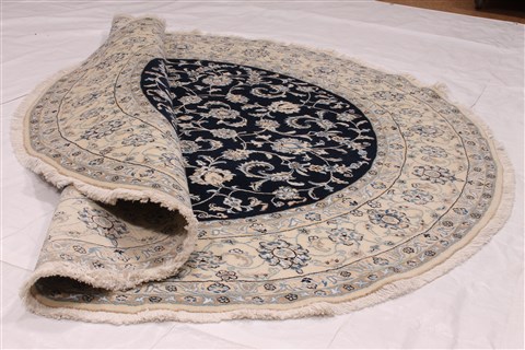 Nain Blue Round Hand Knotted 69 X 69 Area Rug 254-31316 Image 4